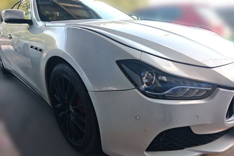 Used Maserati Ghibli 2014 3.0T Standard Edition Front Right 45 Deg
