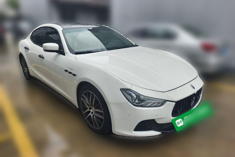 Used Maserati Ghibli 2014 3.0T Standard Edition Front Right 45 Deg