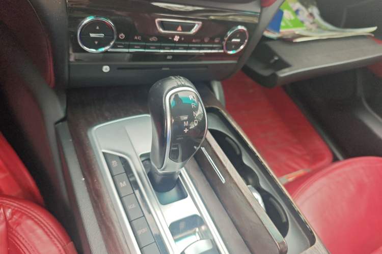 Used Maserati Ghibli 2014 3.0T Standard Edition Gear Lever