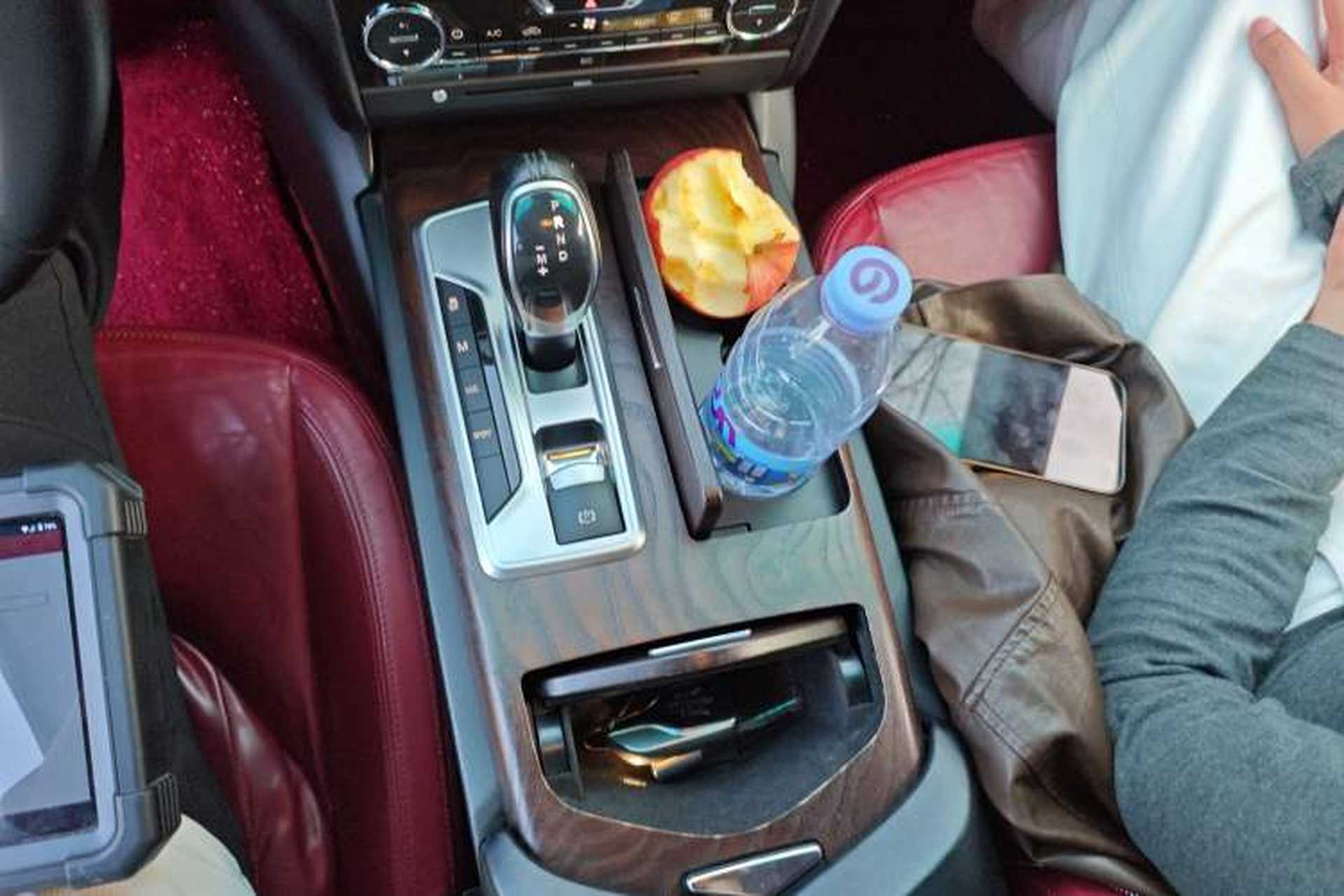 Used Maserati Ghibli 2014 3.0T Standard Edition Gear Lever