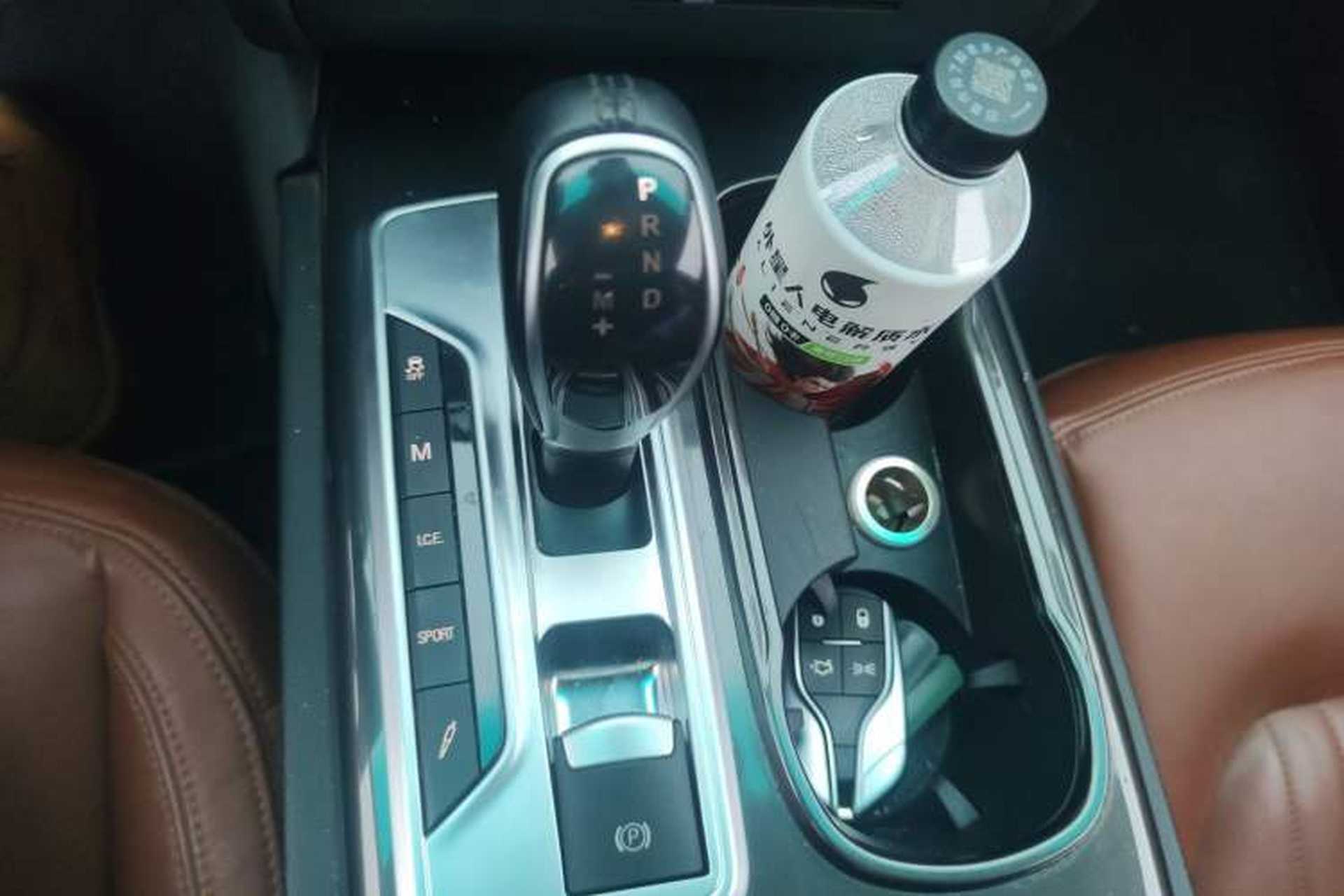 Used Maserati Ghibli 2014 3.0T Standard Edition Gear Lever