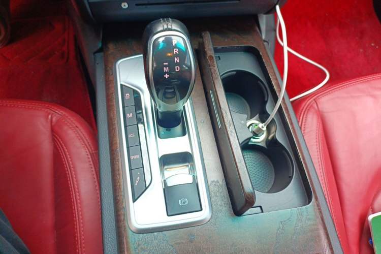 Used Maserati Ghibli 2014 3.0T S Gear Lever