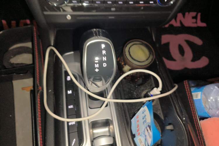 Used Maserati Ghibli 2014 3.0T Standard Edition Gear Lever