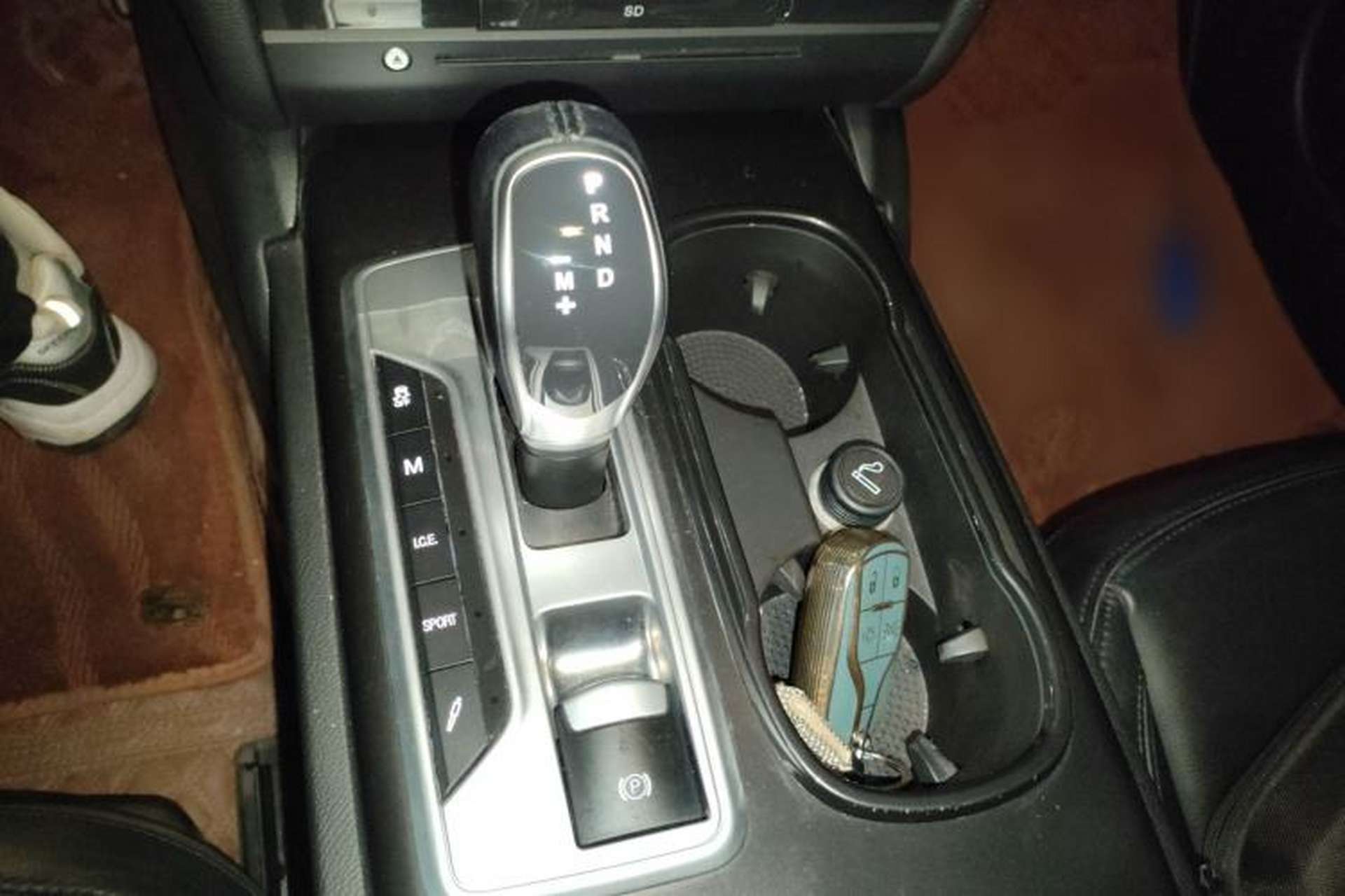 Used Maserati Ghibli 2014 3.0T Standard Edition Gear Lever