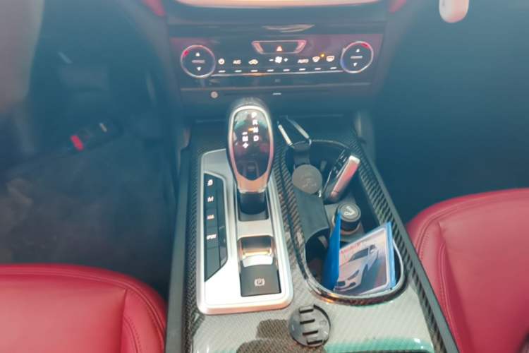 Used Maserati Ghibli 2014 3.0T Standard Edition Gear Lever