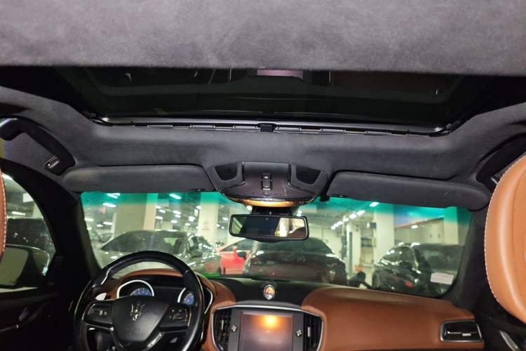 Used Maserati Ghibli 2014 3.0T S Q4 Headliner