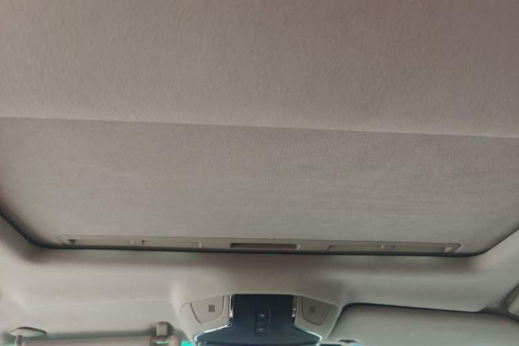 Used Maserati Ghibli 2014 3.0T Standard Edition Headliner