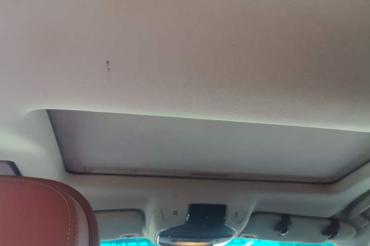 Used Maserati Ghibli 2014 3.0T Standard Edition Headliner