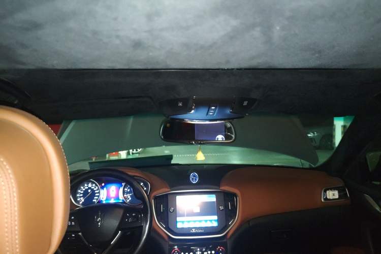 Used Maserati Ghibli 2014 3.0T Standard Edition Headliner