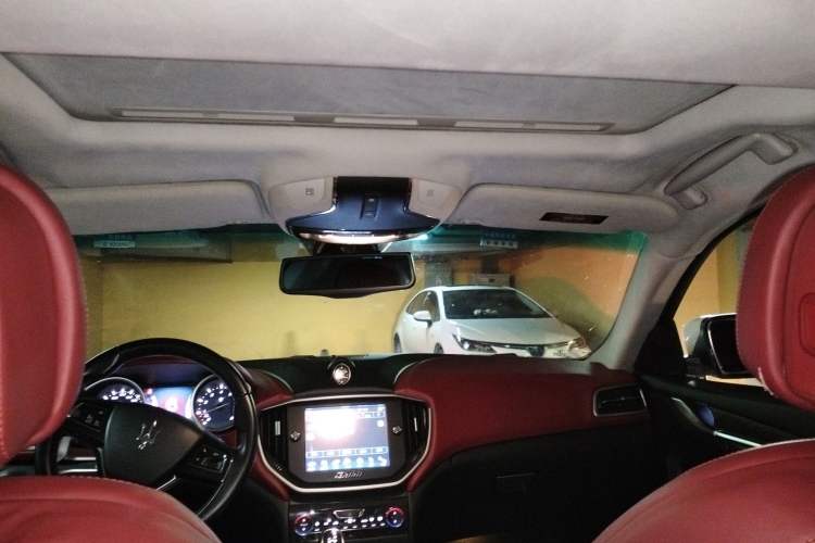 Used Maserati Ghibli 2014 3.0T Standard Edition Headliner