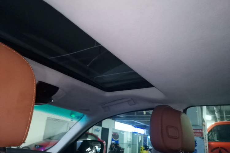 Used Maserati Ghibli 2014 3.0T Standard Edition Headliner
