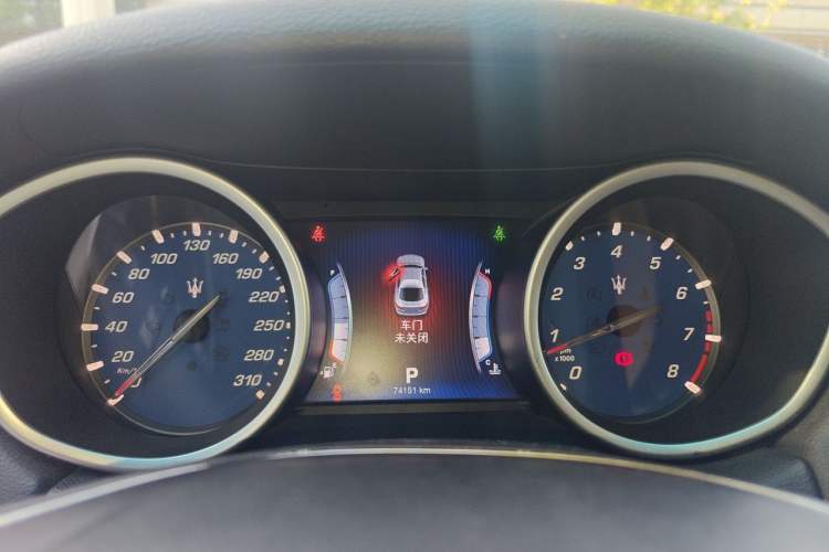 Used Maserati Ghibli 2014 3.0T Standard Edition Instrument Cluster
