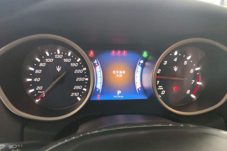 Used Maserati Ghibli 2014 3.0T S Instrument Cluster