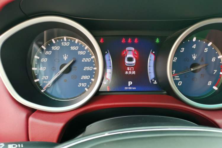 Used Maserati Ghibli 2014 3.0T Standard Edition Instrument Cluster