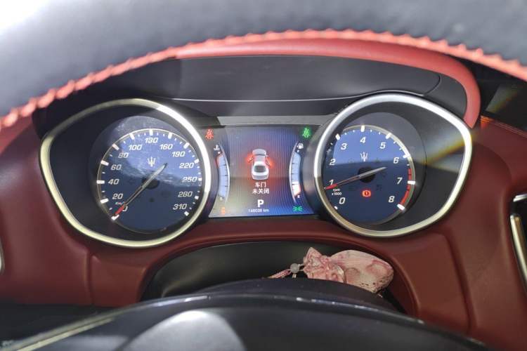 Used Maserati Ghibli 2014 3.0T Standard Edition Instrument Cluster