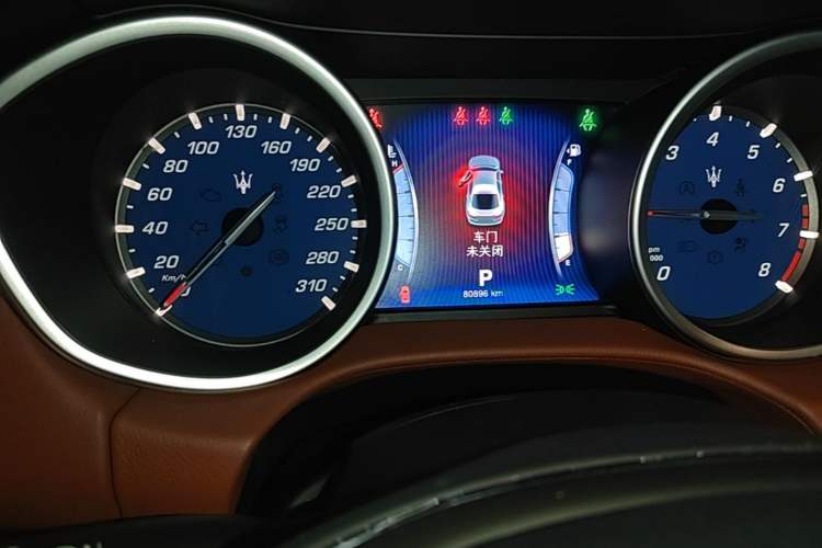 Used Maserati Ghibli 2014 3.0T Standard Edition Instrument Cluster