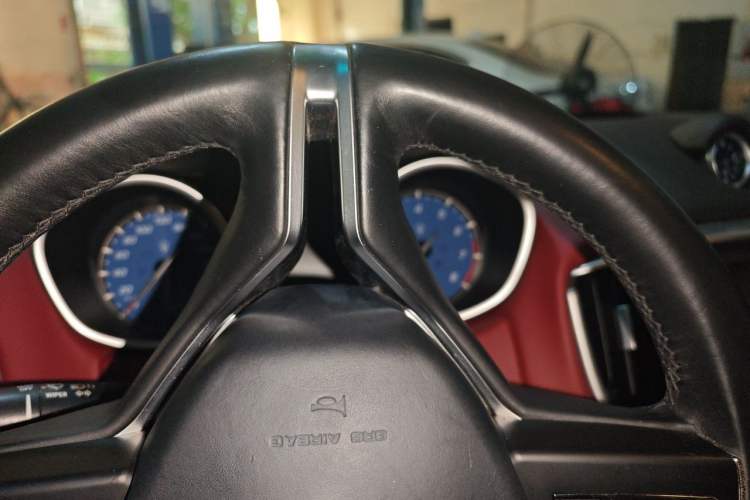 Used Maserati Ghibli 2014 3.0T Standard Edition Instrument Cluster