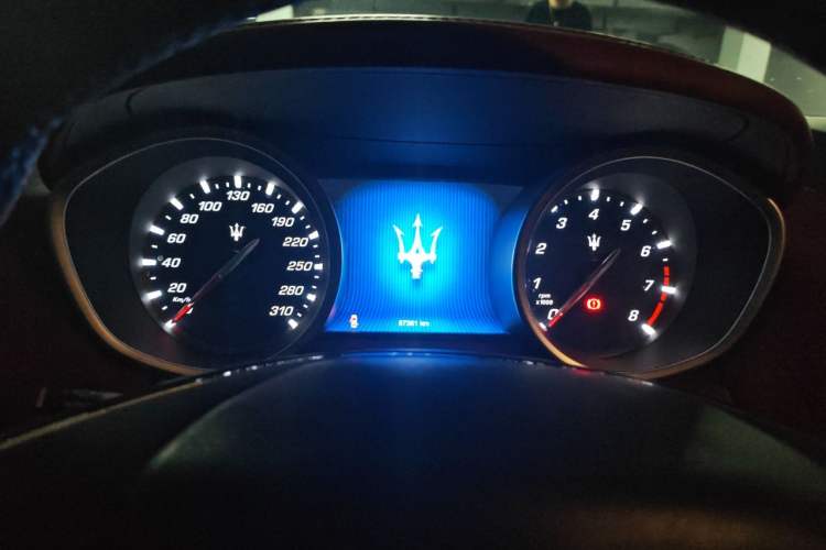 Used Maserati Ghibli 2014 3.0T Standard Edition Instrument Cluster