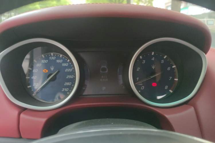 Used Maserati Ghibli 2014 3.0T Standard Edition Instrument Cluster