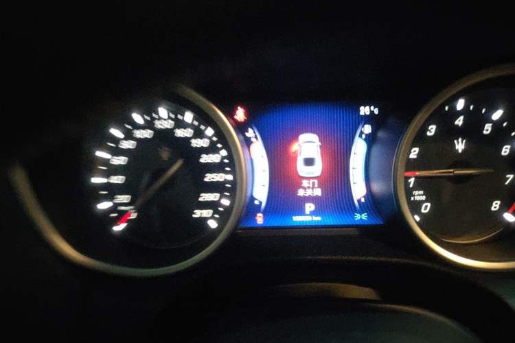 Used Maserati Ghibli 2014 3.0T Standard Edition Instrument Cluster