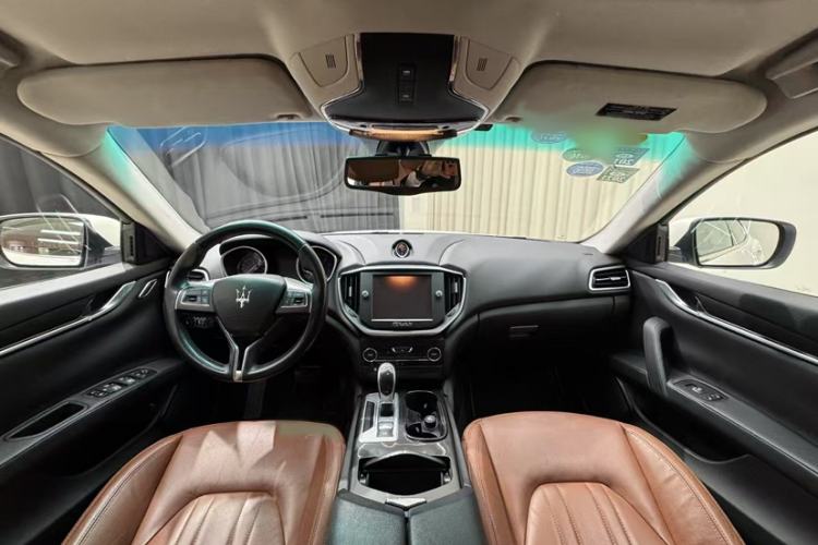 Used Maserati Ghibli 2014 3.0T Standard Edition Interior 1