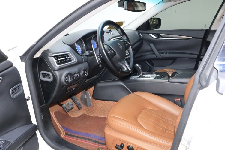 Used Maserati Ghibli 2014 3.0T Standard Edition Interior 1