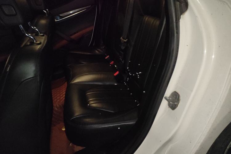 Used Maserati Ghibli 2014 3.0T Standard Edition Interior 4