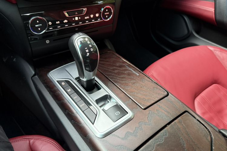 Used Maserati Ghibli 2014 3.0T Standard Edition Interior 6