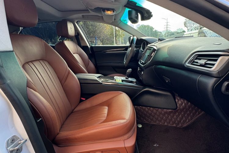 Used Maserati Ghibli 2014 3.0T Standard Edition Interior 7