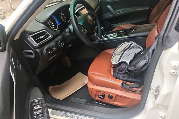 Used Maserati Ghibli 2014 3.0T Standard Edition Left Front Seat