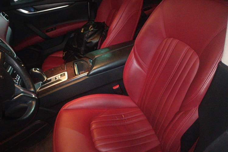 Used Maserati Ghibli 2014 3.0T Standard Edition Left Front Seat