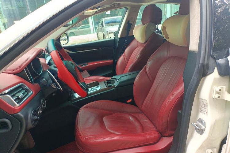 Used Maserati Ghibli 2014 3.0T S Left Front Seat