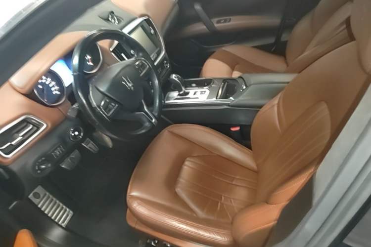 Used Maserati Ghibli 2014 3.0T Standard Edition Left Front Seat