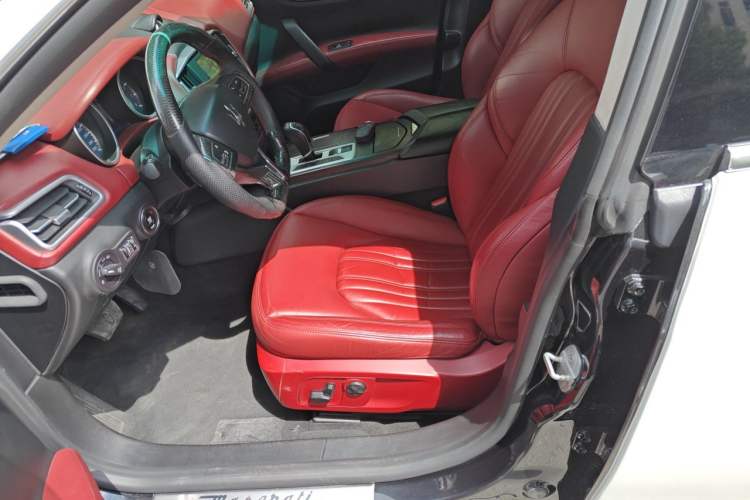 Used Maserati Ghibli 2014 3.0T Standard Edition Left Front Seat