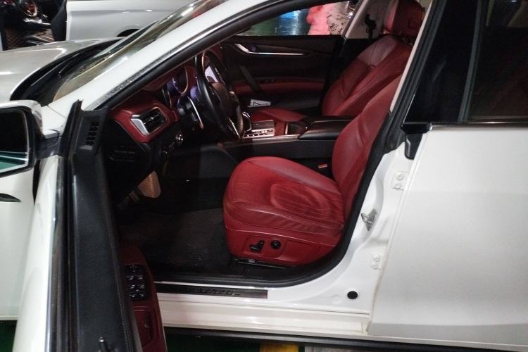 Used Maserati Ghibli 2014 3.0T Standard Edition Left Front Seat