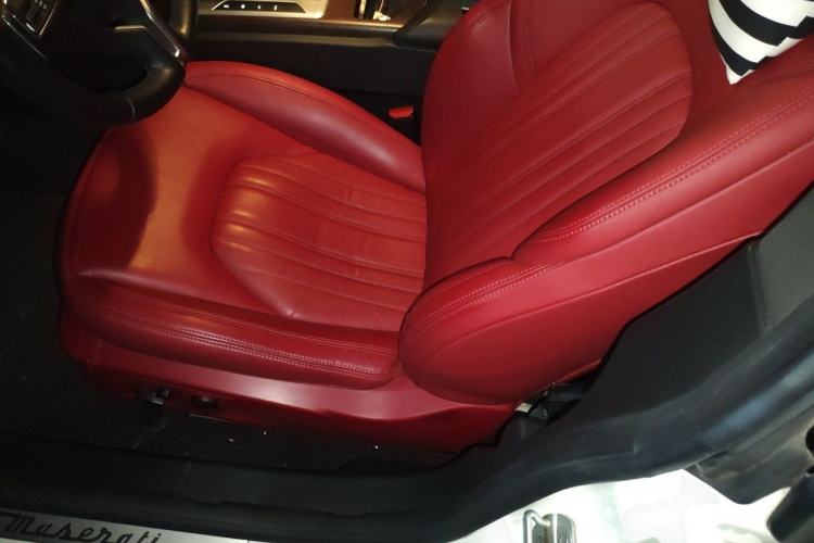 Used Maserati Ghibli 2014 3.0T Standard Edition Left Front Seat