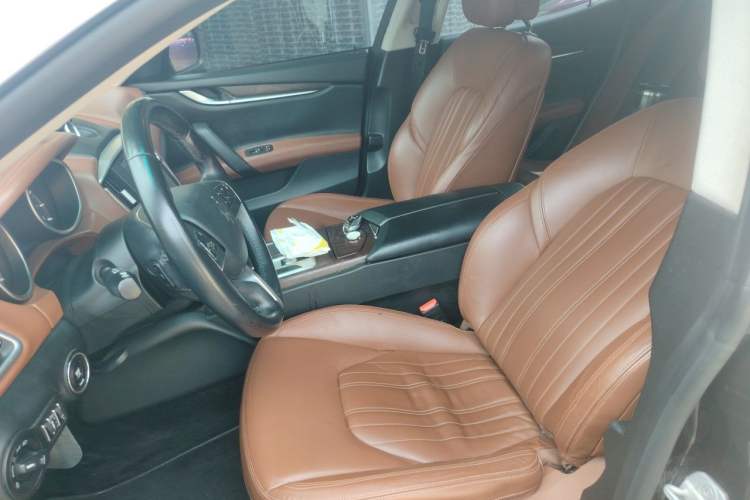 Used Maserati Ghibli 2014 3.0T Standard Edition Left Front Seat