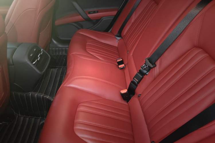 Used Maserati Ghibli 2014 3.0T Standard Edition Left Rear Seat
