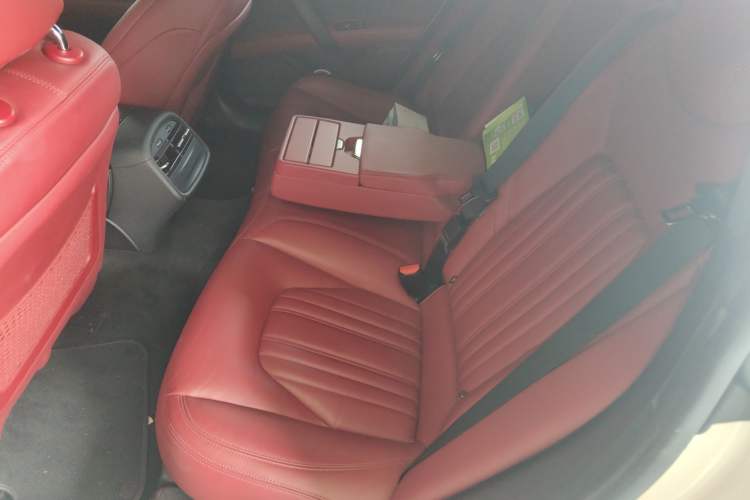 Used Maserati Ghibli 2014 3.0T Standard Edition Left Rear Seat