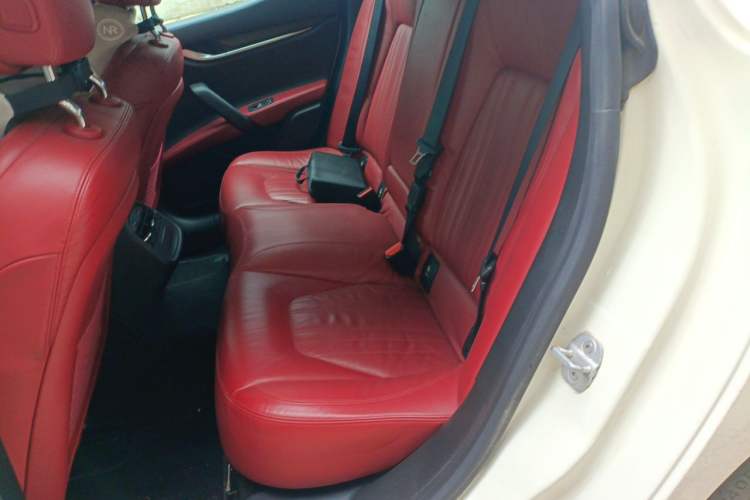 Used Maserati Ghibli 2014 3.0T S Left Rear Seat