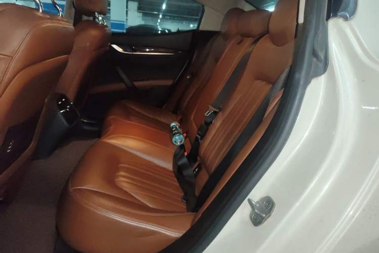 Used Maserati Ghibli 2014 3.0T Standard Edition Left Rear Seat
