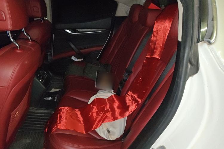 Used Maserati Ghibli 2014 3.0T Standard Edition Left Rear Seat