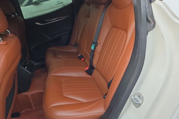 Used Maserati Ghibli 2014 3.0T Standard Edition Left Rear Seat