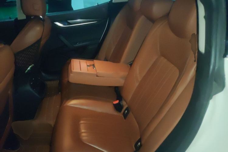 Used Maserati Ghibli 2014 3.0T Standard Edition Left Rear Seat
