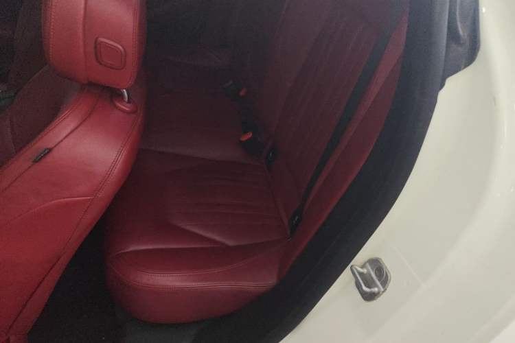 Used Maserati Ghibli 2014 3.0T Standard Edition Left Rear Seat