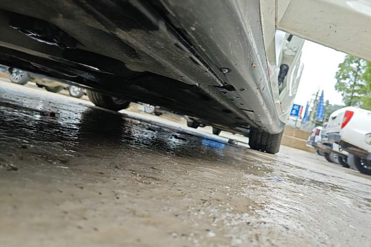 Used Maserati Ghibli 2014 3.0T Standard Edition Left Side Sill