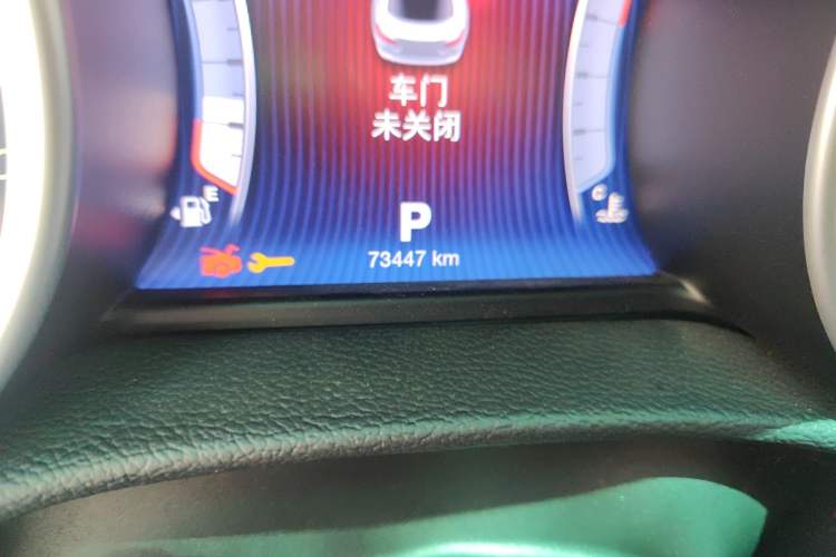Used Maserati Ghibli 2014 3.0T Standard Edition Odometer Close Up