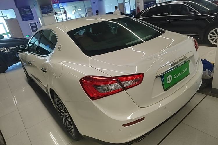 Used Maserati Ghibli 2014 3.0T Standard Edition Rear Left 45 Deg