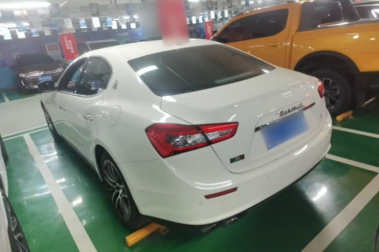 Used Maserati Ghibli 2014 3.0T Standard Edition Rear Left 45 Deg