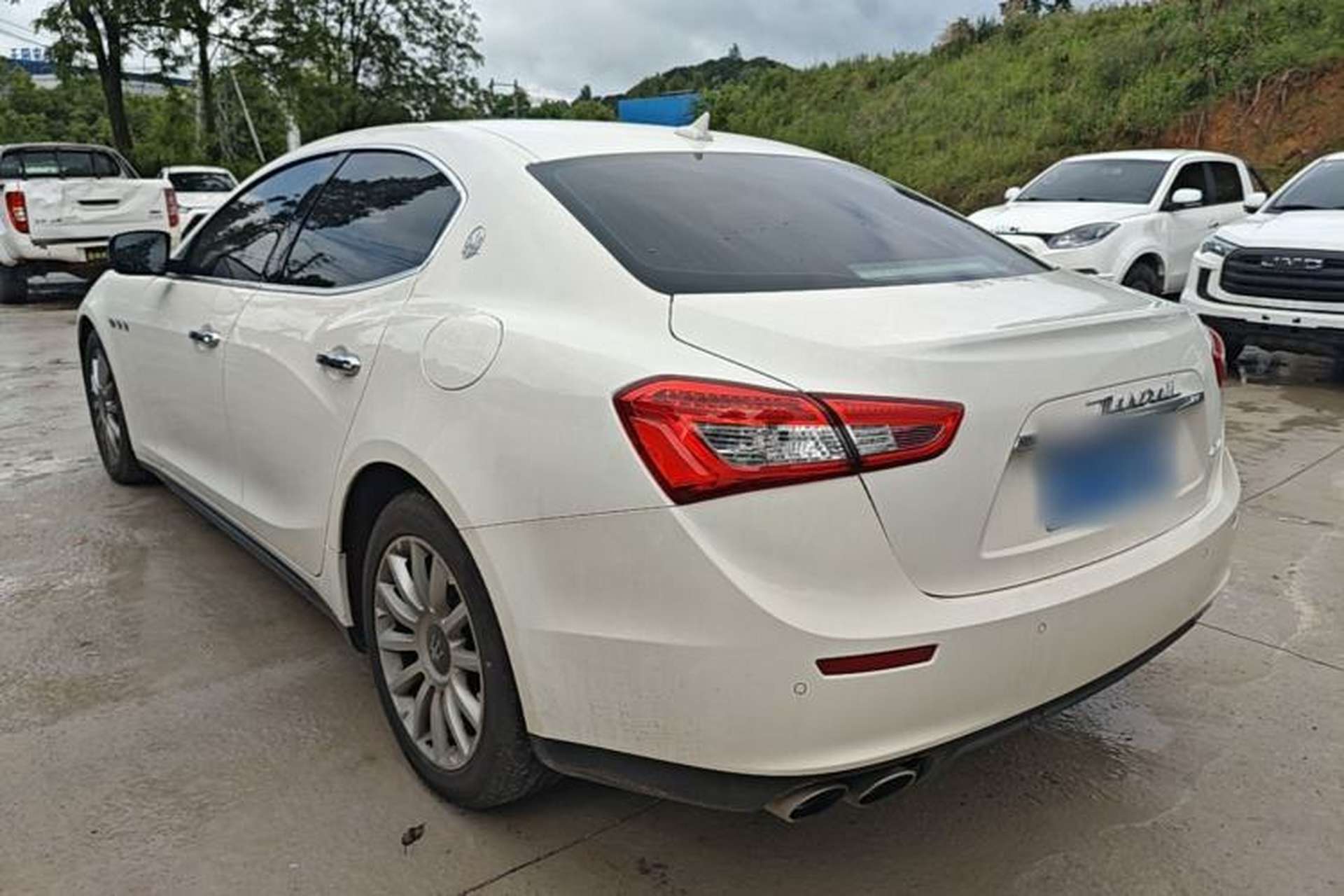 Used Maserati Ghibli 2014 3.0T Standard Edition Rear Left 45 Deg
